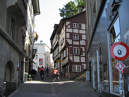 Gebäude
