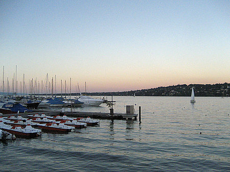 Boote im Hafen Foto 