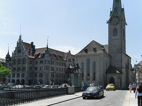 Foto Fraumünster und Stadthaus